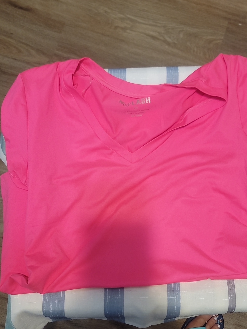 Splash Bright Pink V-Neck Short Sleeve Top